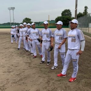 트위터의 Upset 広島営業所 님 ベースボールアパレル ユニフォーム パーカー Vジャン スタジアムジャンパーなどベースボールウェア 全てのアイテムを思い通りにデザイン ユニフォームデザインに統一するも良し アイテム毎にコンセプトを持つのも良し その